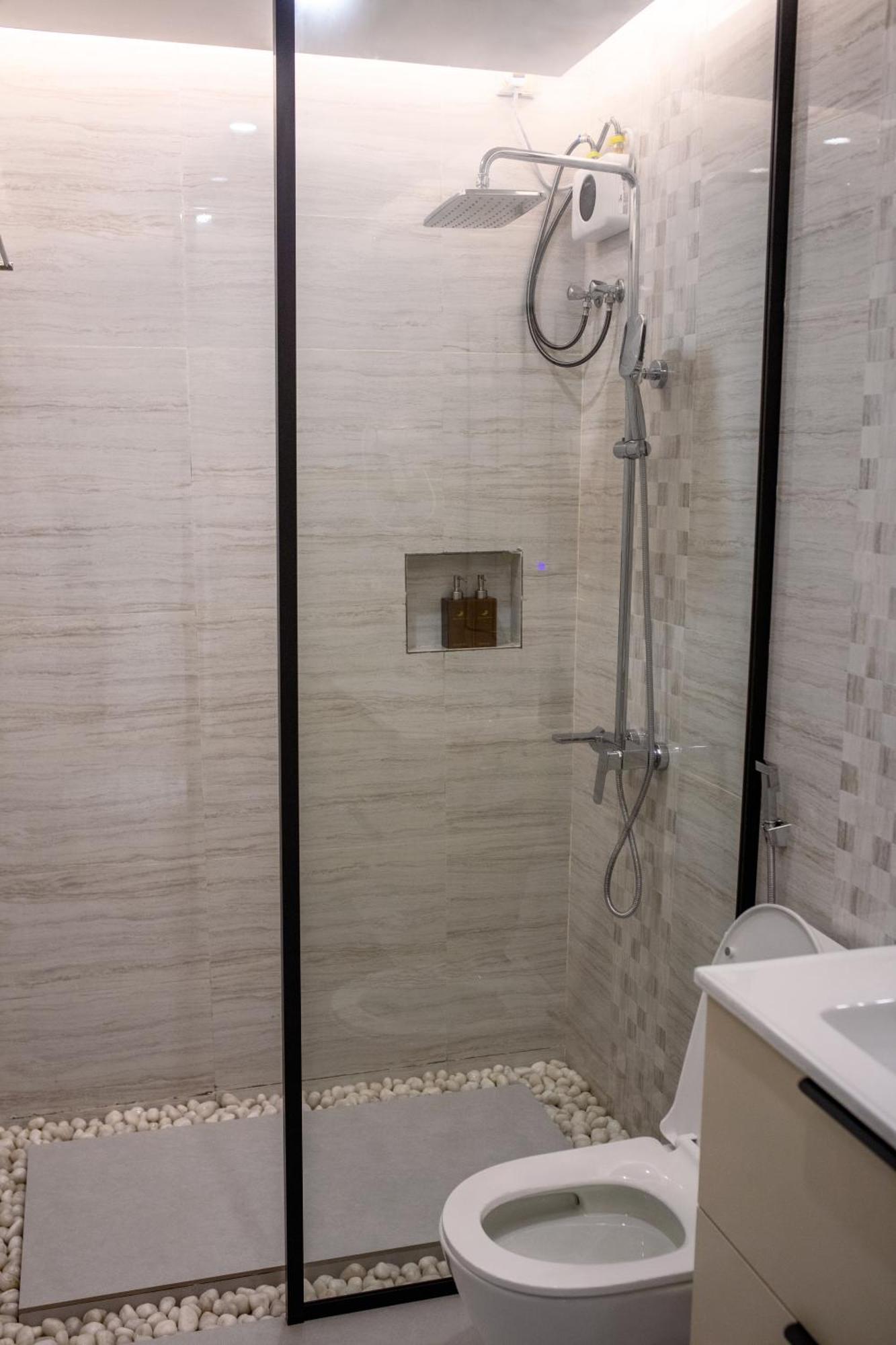 Aqua Heaven Inn 马提威力 外观 照片