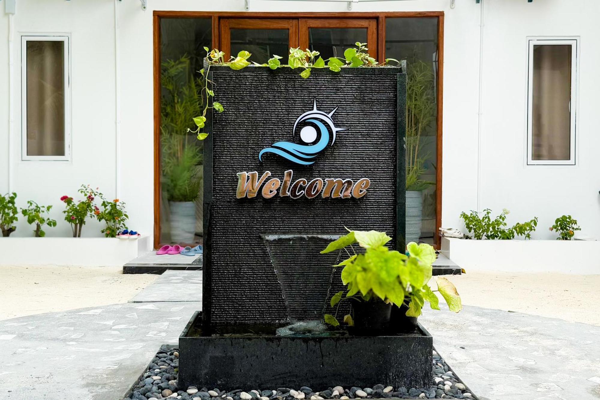Aqua Heaven Inn 马提威力 外观 照片